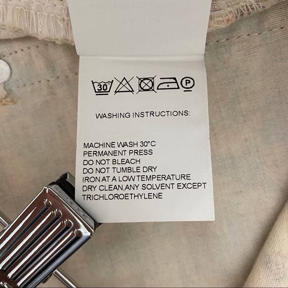 NEW Anthropologie Farm Rio High Rise Denim Shorts - Picture 8 of 8